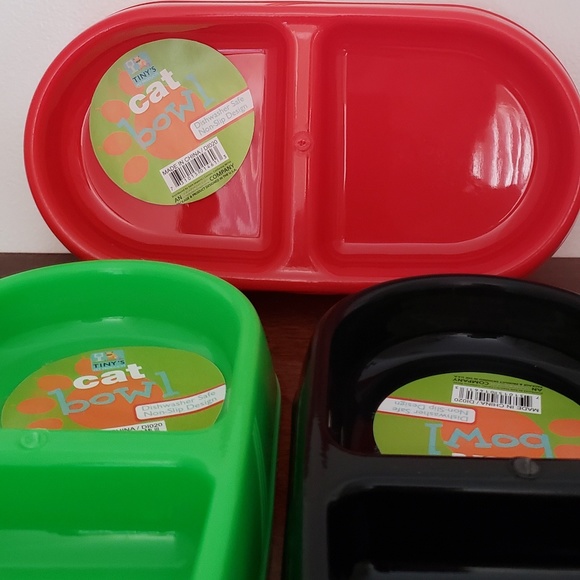 Three Pretty Double-Sided Cat Bowls. - Picture 1 of 11